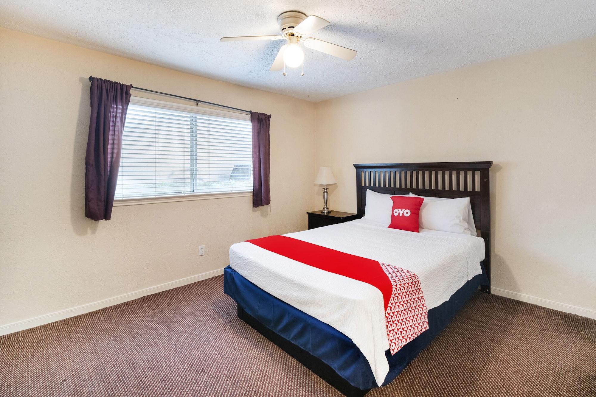 Oyo Hotel & Apartments Houston Galleria מראה חיצוני תמונה