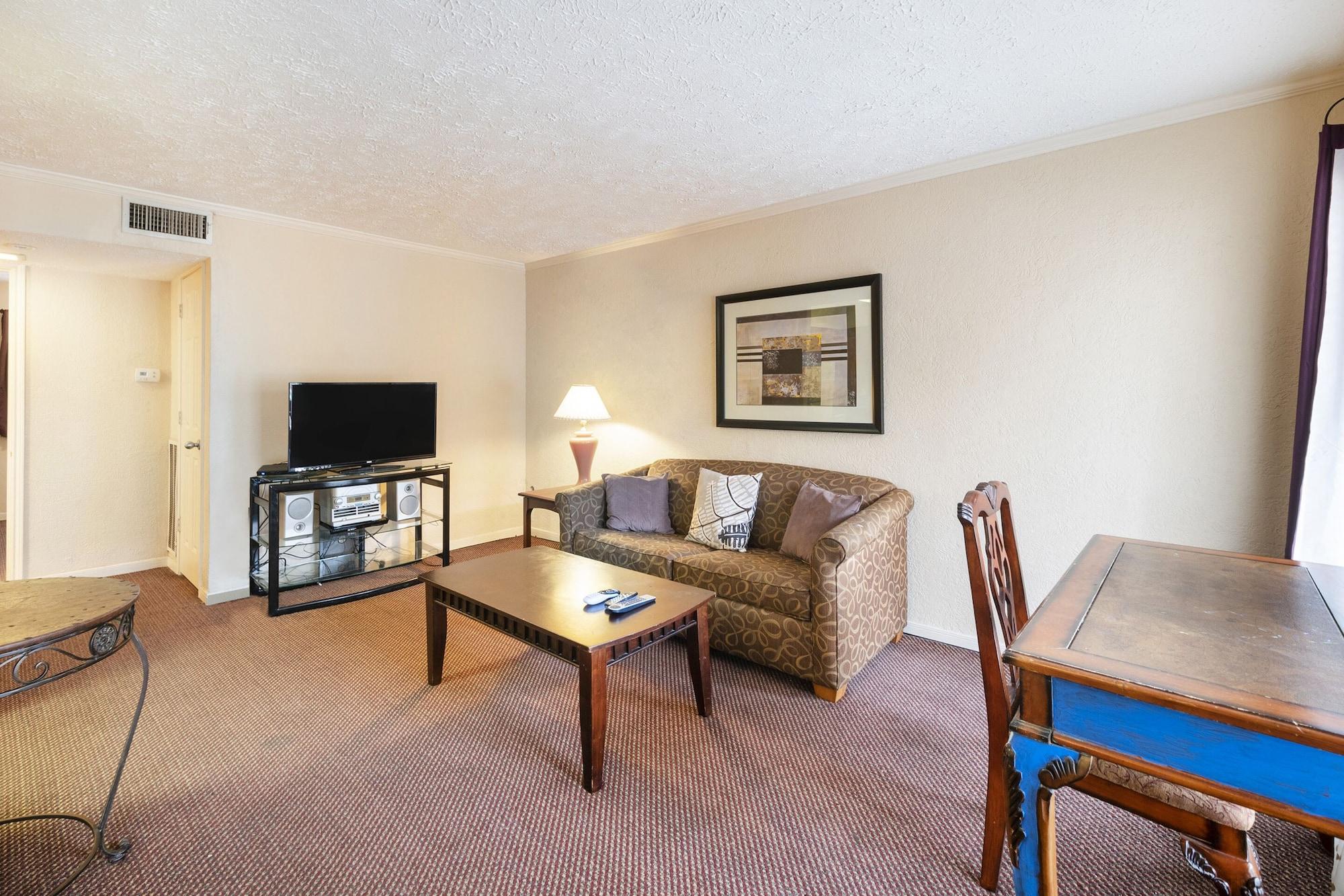 Oyo Hotel & Apartments Houston Galleria מראה חיצוני תמונה