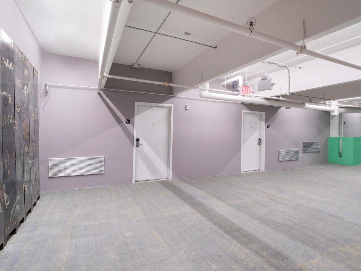 Oyo Hotel & Apartments Houston Galleria מראה חיצוני תמונה